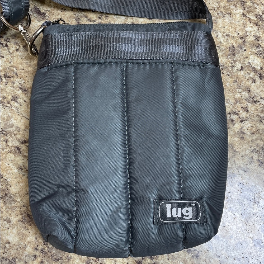 LUG Hopper Mini Travel Everyday Crossbody Bag. Gray. Adjustable. Like New! - Picture 2 of 12
